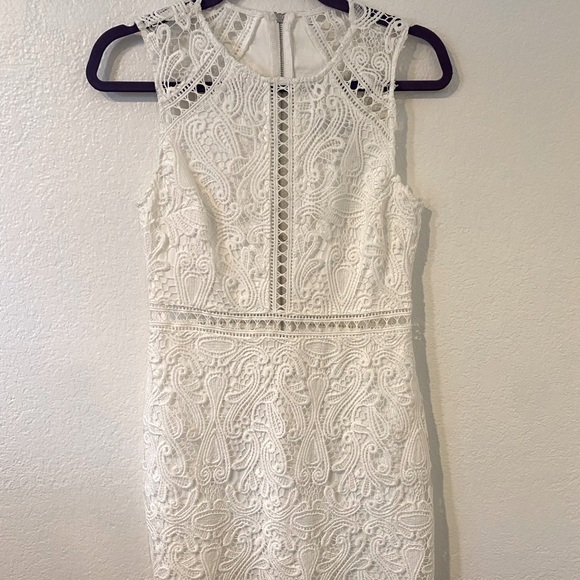 Lulus White lace MIDI dress - Picture 2 of 5